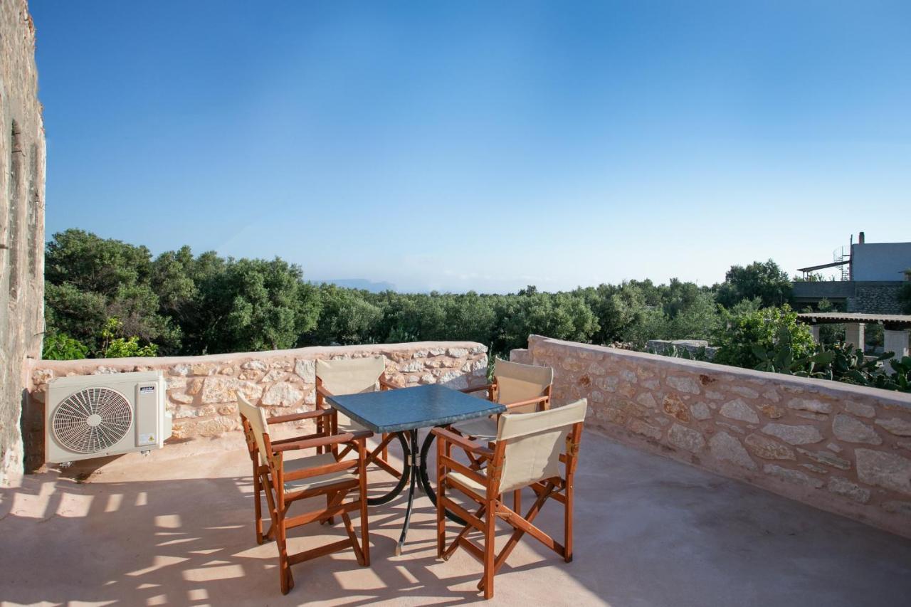 Charouda Country House Villa Pírgos Dhiroú Dış mekan fotoğraf